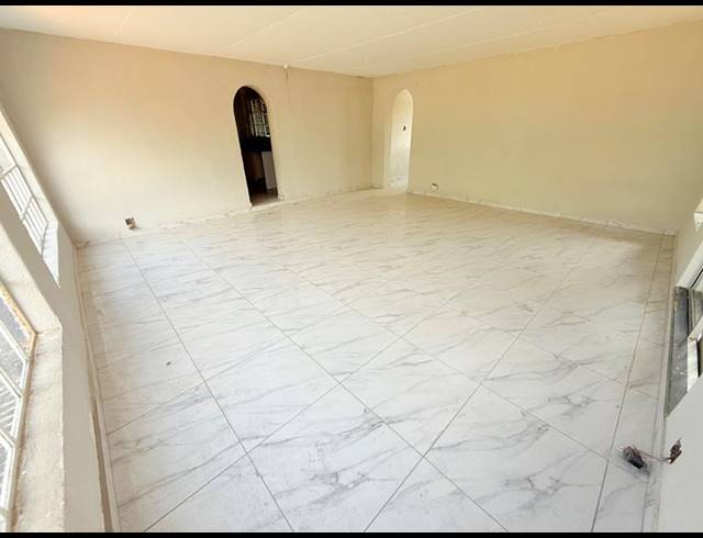 4 BEDROOM HOUSE FOR SALE IN SONLAND PARK